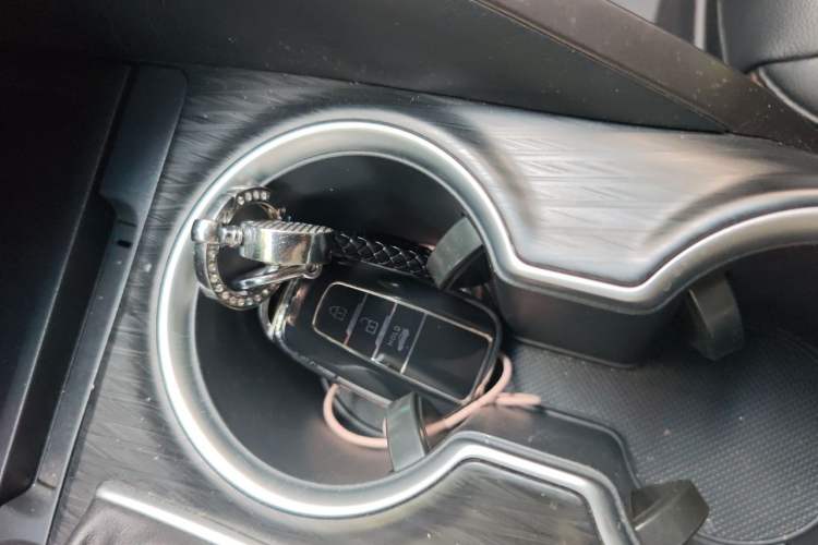 Used Toyota Camry 2021 2.0G Luxury Edition Vehicle Key