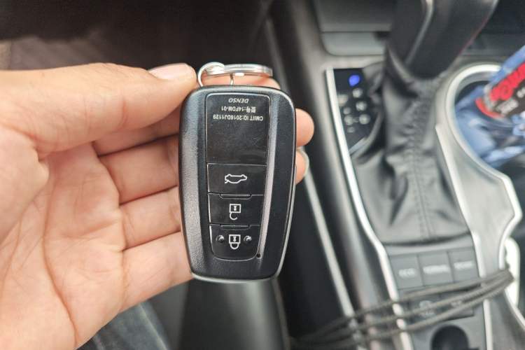 Used Toyota Camry 2021 Dual-Motor 2.5 HGVP Leading Edition Vehicle Key
