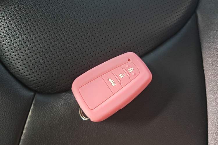 Used Toyota Camry 2021 2.0G Luxury Edition Vehicle Key