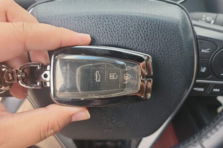 Used Toyota Camry 2021 2.0G Luxury Edition Vehicle Key