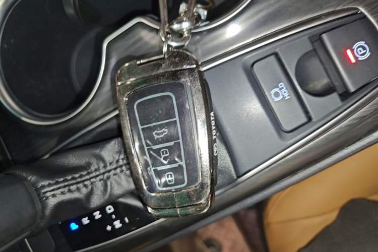 Used Toyota Camry 2021 2.0G Luxury Edition Vehicle Key