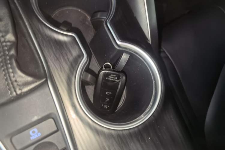 Used Toyota Camry 2021 2.0G Luxury Edition Vehicle Key