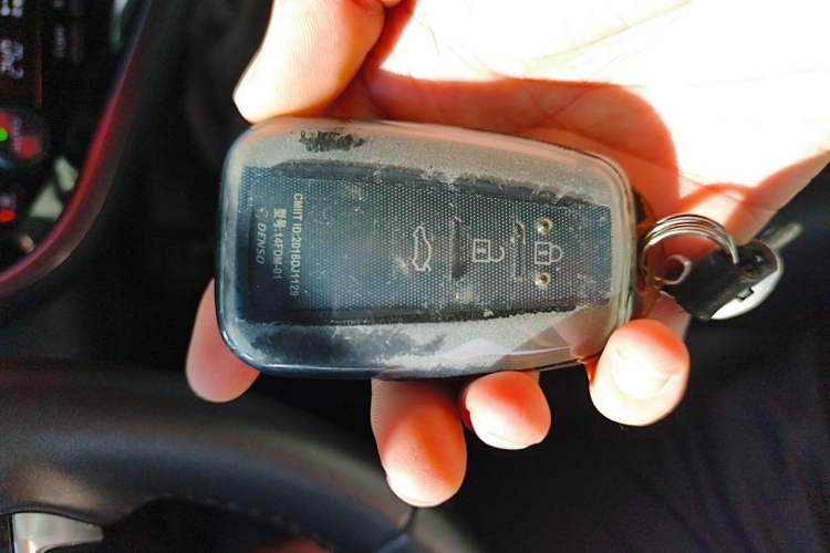 Used Toyota Camry 2021 2.5G Luxury Edition Vehicle Key