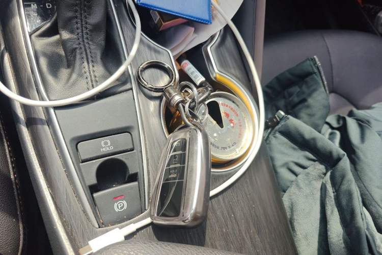Used Toyota Camry 2021 2.0G Luxury Edition Vehicle Key