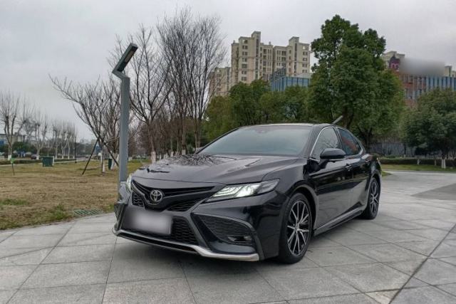 Ojetý Toyota Camry 2021 2.5S Fēngshàng Edition