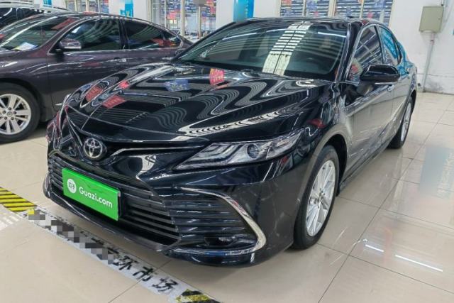 Ojetý Toyota Camry 2021 2.0G Luxury Edition