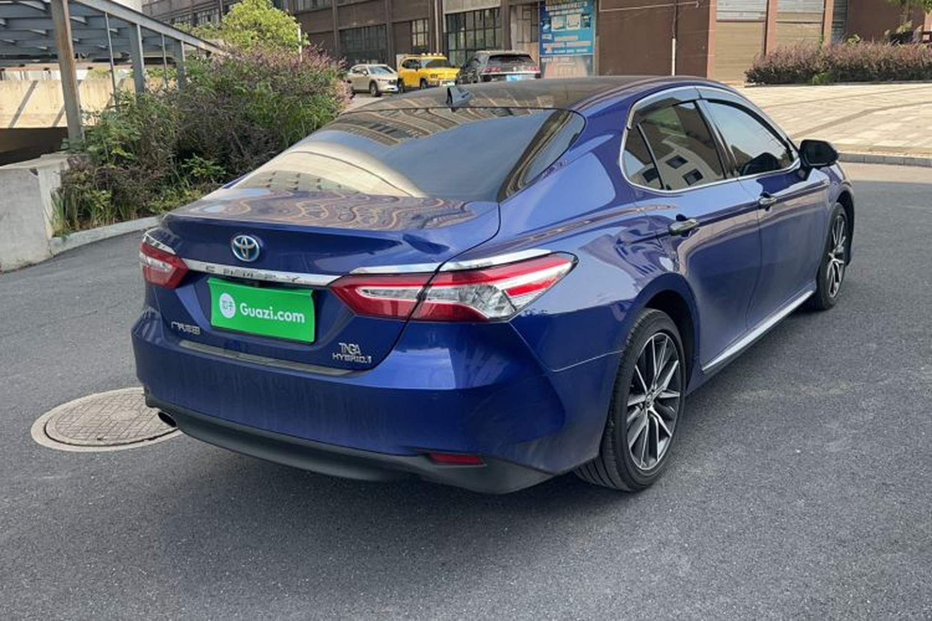 Used Toyota Camry 2021 Dual-Motor 2.5HQ Flagship Edition Exterior 3