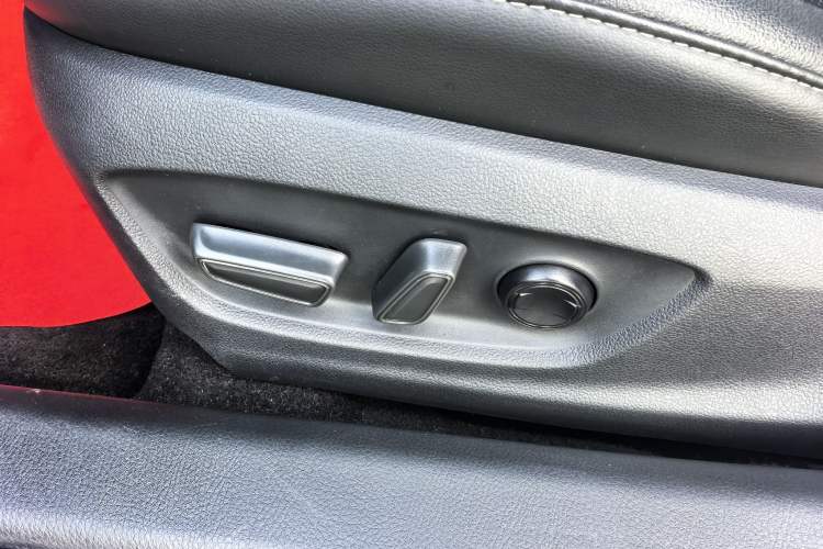 Used Toyota Camry 2021 Dual-Motor 2.5HS Fēngshàng Edition Interior 5
