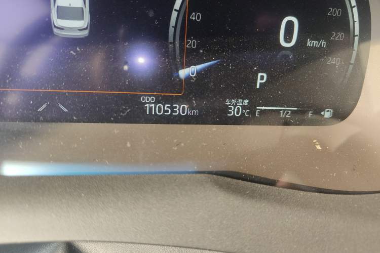Used Toyota Camry 2021 Dual-Motor 2.5HS Fēngshàng Edition Odometer Close Up