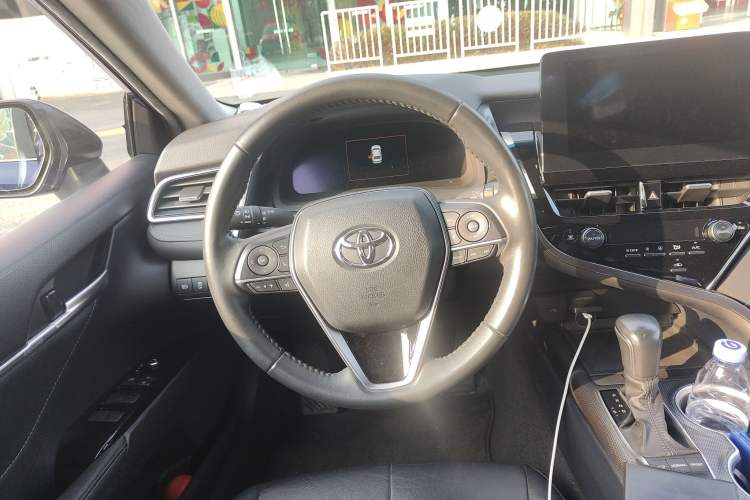 Used Toyota Camry 2021 Dual-Motor 2.5HS Fēngshàng Edition Steering Wheel