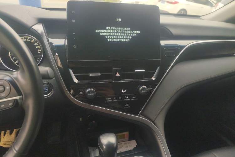 Used Toyota Camry 2021 2.0G Luxury Edition Audio And AC Panel