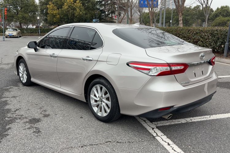 Used Toyota Camry 2021 2.0G Luxury Edition Exterior 1