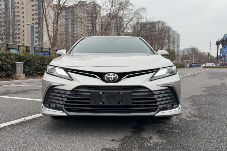 Used Toyota Camry 2021 2.0G Luxury Edition Front