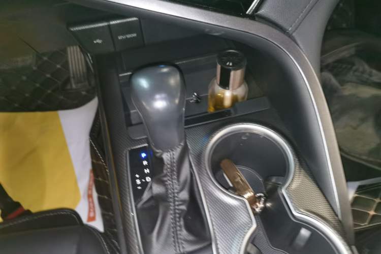 Used Toyota Camry 2021 2.5S Fēngshàng Edition Gear Lever