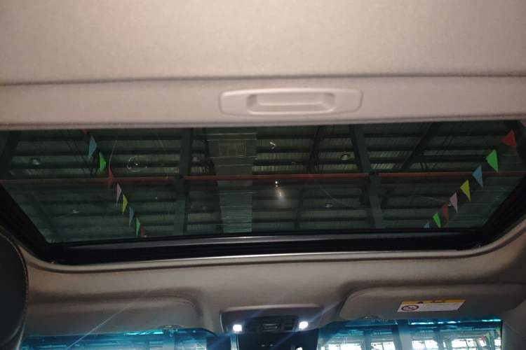 Used Toyota Camry 2021 2.0G Luxury Edition Headliner