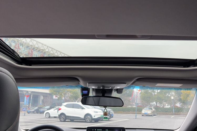 Used Toyota Camry 2021 2.0G Luxury Edition Interior 4