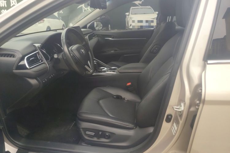 Used Toyota Camry 2021 2.0G Luxury Edition Left Front Seat
