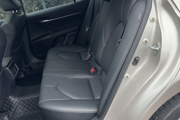 Used Toyota Camry 2021 2.0G Luxury Edition Left Rear Seat