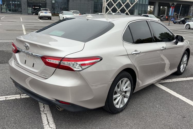Used Toyota Camry 2021 2.0G Luxury Edition Rear Right 45 Deg