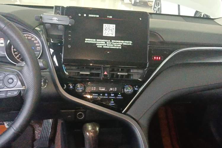 Used Toyota Camry 2021 2.0G Luxury Edition Audio And AC Panel