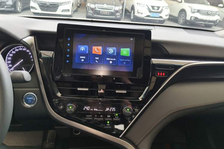 Used Toyota Camry 2021 Dual-Motor 2.5 HGVP Leading Edition Audio And AC Panel