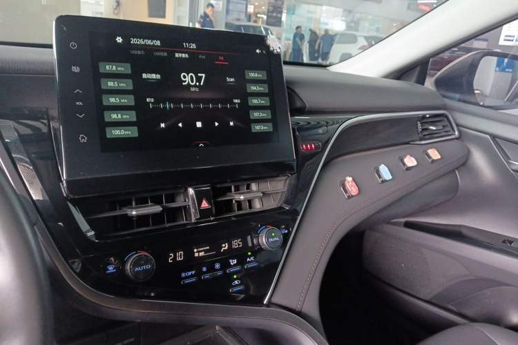 Used Toyota Camry 2021 2.0G Luxury Edition Audio And AC Panel