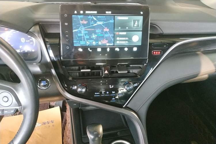 Used Toyota Camry 2021 2.5G Luxury Edition Audio And AC Panel