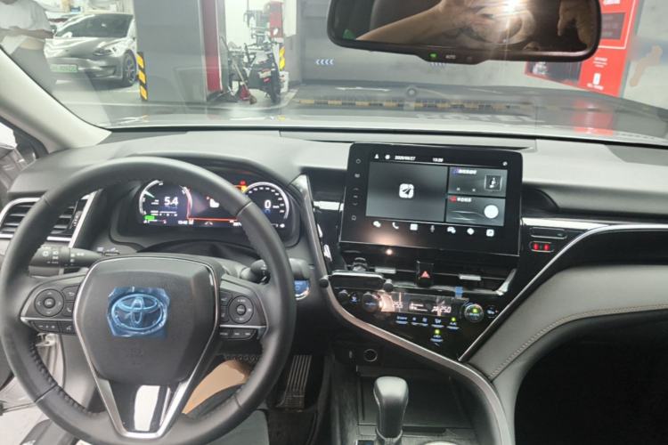 Used Toyota Camry 2021 Dual-Motor 2.5HG Luxury Edition Center Console