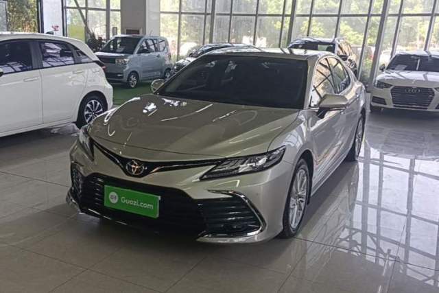 Ojetý Toyota Camry 2021 2.0G Luxury Edition