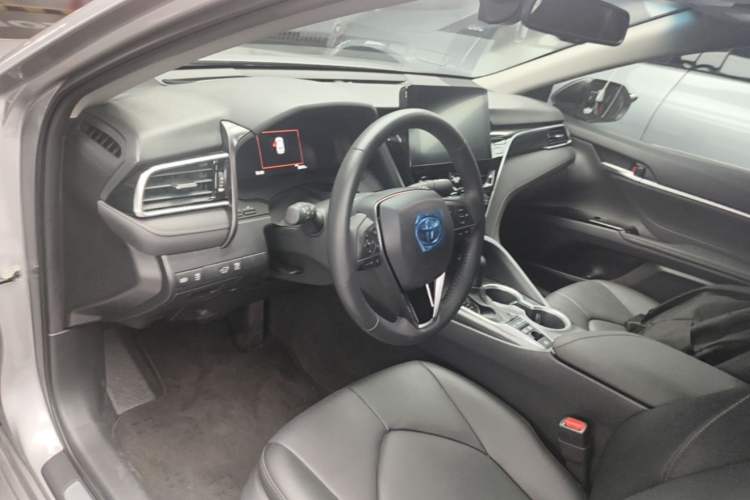 Used Toyota Camry 2021 Dual-Motor 2.5HG Luxury Edition Driver Seat