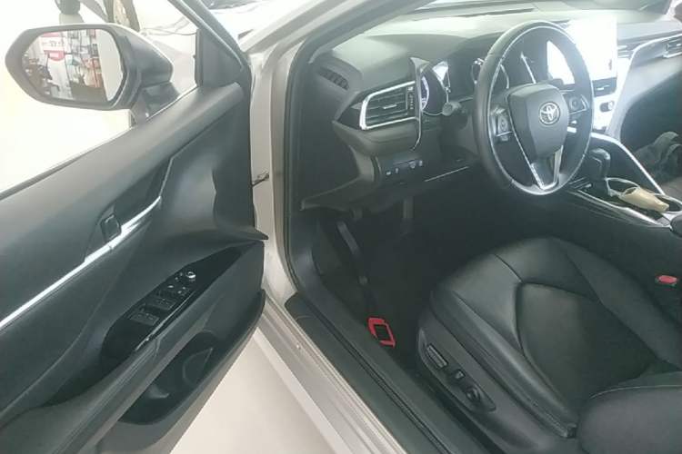 Used Toyota Camry 2021 Dual-Motor 2.5 HGVP Leading Edition Driver Seat