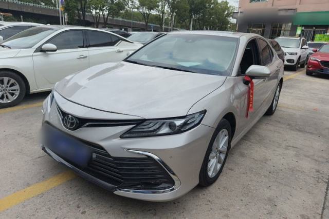 Ojetý Toyota Camry 2021 2.0G Luxury Edition