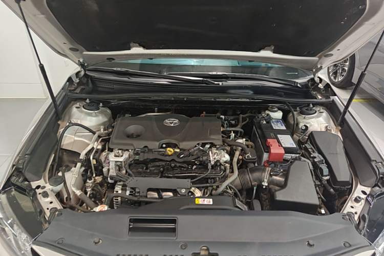 Used Toyota Camry 2021 2.5G Luxury Edition Engine Bay