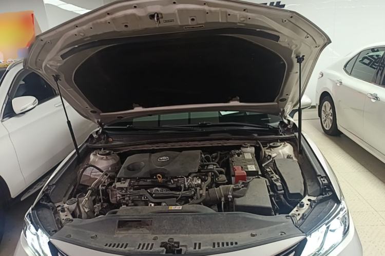 Used Toyota Camry 2021 2.0G Luxury Edition Engine Bay