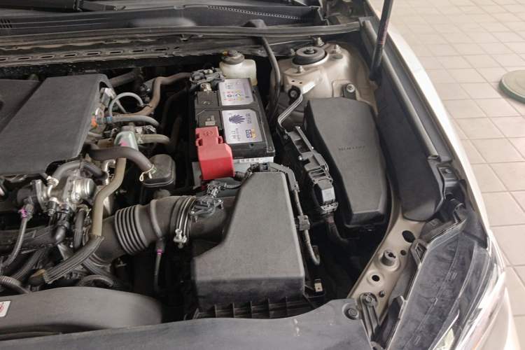 Used Toyota Camry 2021 2.0G Luxury Edition Engine Bay Left