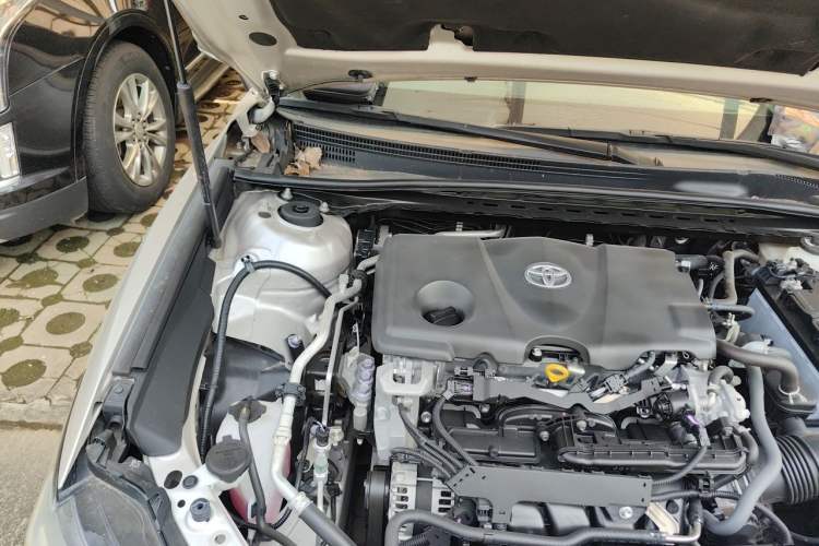 Used Toyota Camry 2021 2.5G Luxury Edition Engine Bay Right