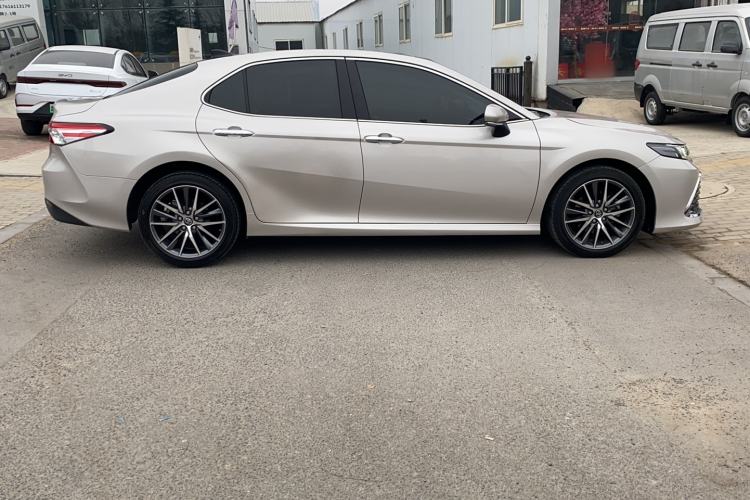 Used Toyota Camry 2021 2.5G Luxury Edition Exterior 2
