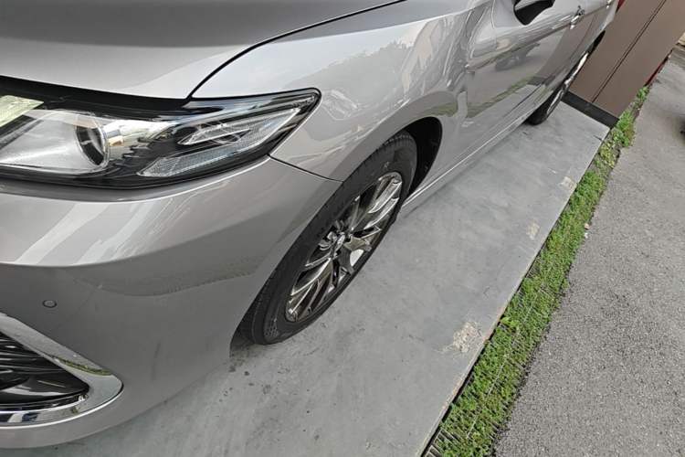 Used Toyota Camry 2021 2.0G Luxury Edition Exterior 4