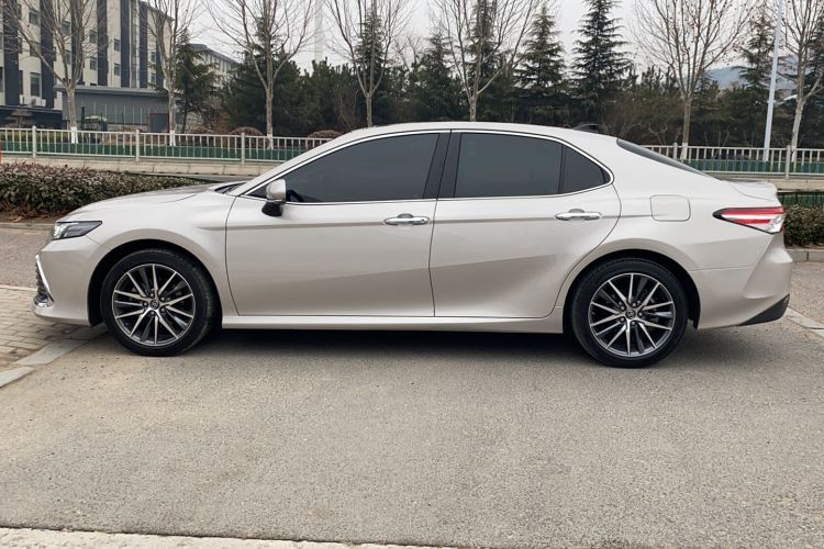 Used Toyota Camry 2021 2.5G Luxury Edition Exterior 5