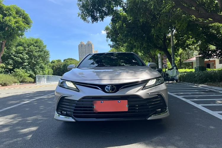Used Toyota Camry 2021 2.0G Luxury Edition Exterior 5