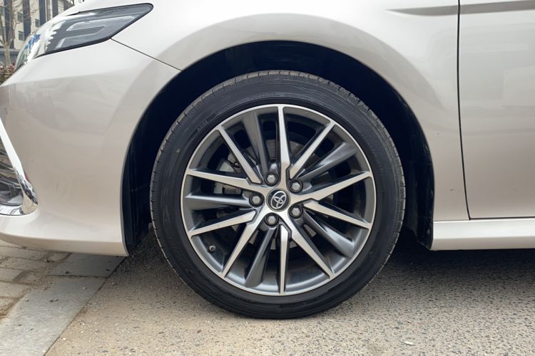 Used Toyota Camry 2021 2.5G Luxury Edition Exterior 6