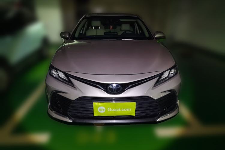 Used Toyota Camry 2021 2.0G Luxury Edition Front