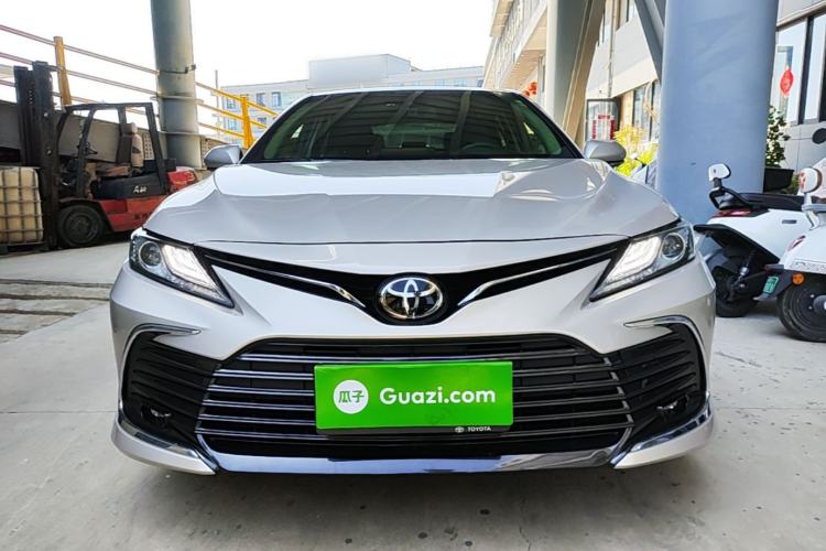 Used Toyota Camry 2021 2.5G Luxury Edition Front
