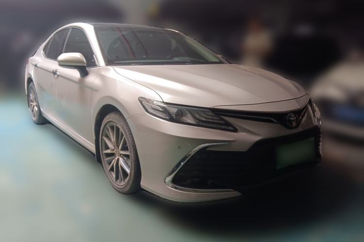 Used Toyota Camry 2021 2.5G Luxury Edition Front Right 45 Deg