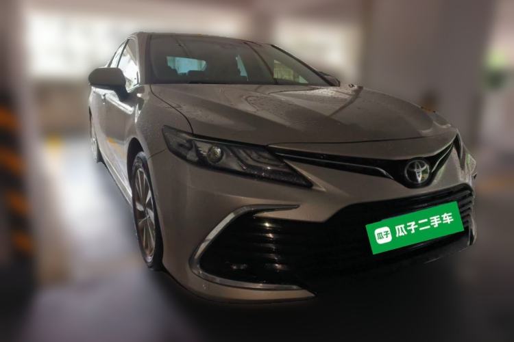 Used Toyota Camry 2021 2.0G Luxury Edition Front Right 45 Deg