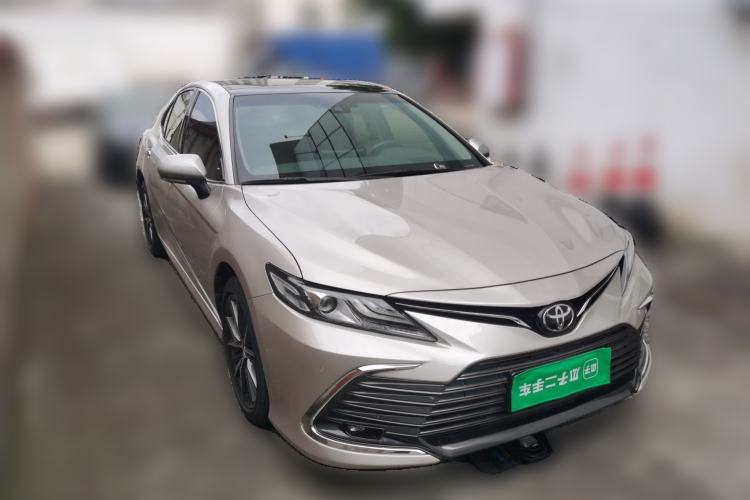 Used Toyota Camry 2021 2.5G Luxury Edition Front Right 45 Deg