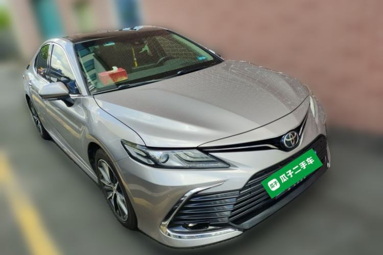 Used Toyota Camry 2021 2.5G Luxury Edition Front Right 45 Deg