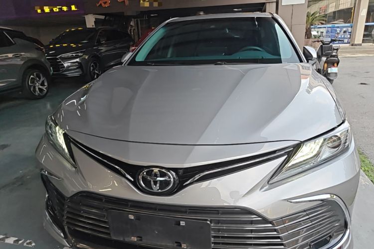 Used Toyota Camry 2021 2.0G Luxury Edition Front