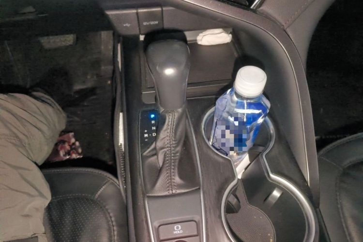 Used Toyota Camry 2021 2.0G Luxury Edition Gear Lever