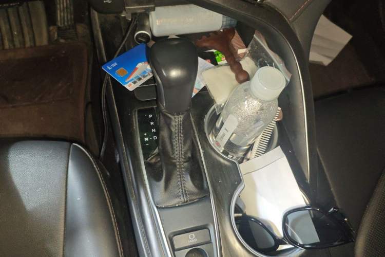 Used Toyota Camry 2021 2.0G Luxury Edition Gear Lever